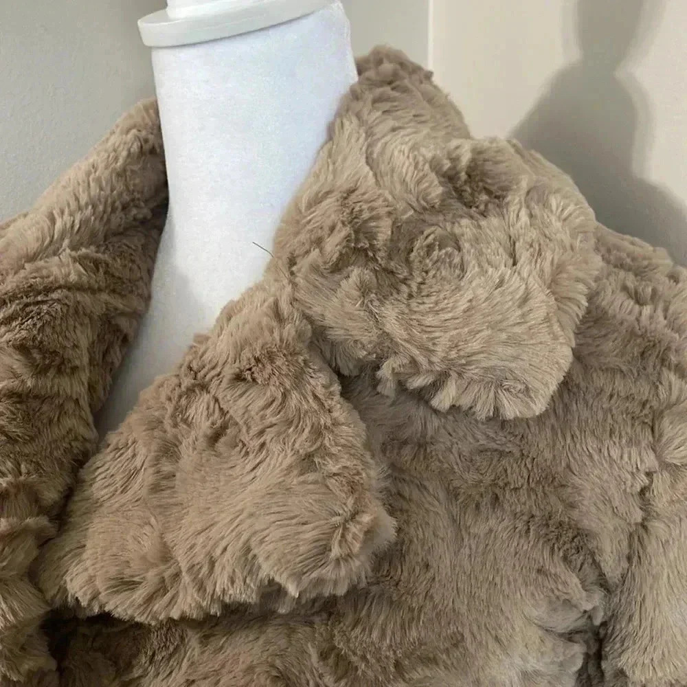 Kenneth Cole Women's Brown Notch Collar Faux Fur Coat​​ - Picture 6 of 16